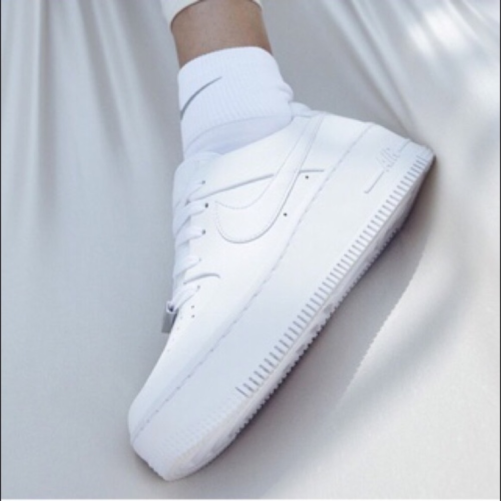 Air Force 1 Sage Low